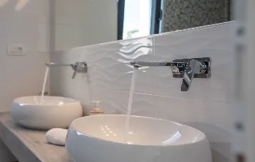 Modern Family Villa with Heated Pool in Solin