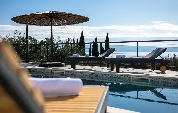Modern Family Villa with Heated Pool in Solin