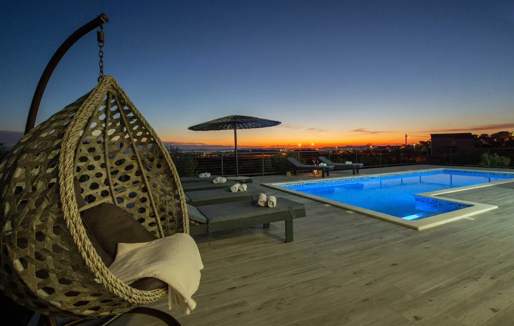 Modern Family Villa with Heated Pool in Solin