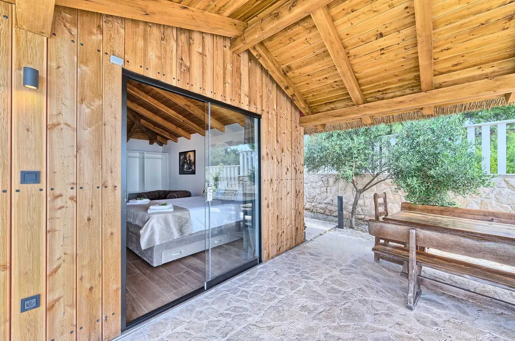 Seaside Villa with Private Pool in Murter