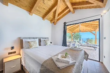 Seaside Villa with Private Pool in Murter