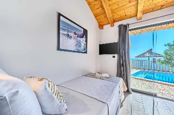 Seaside Villa with Private Pool in Murter