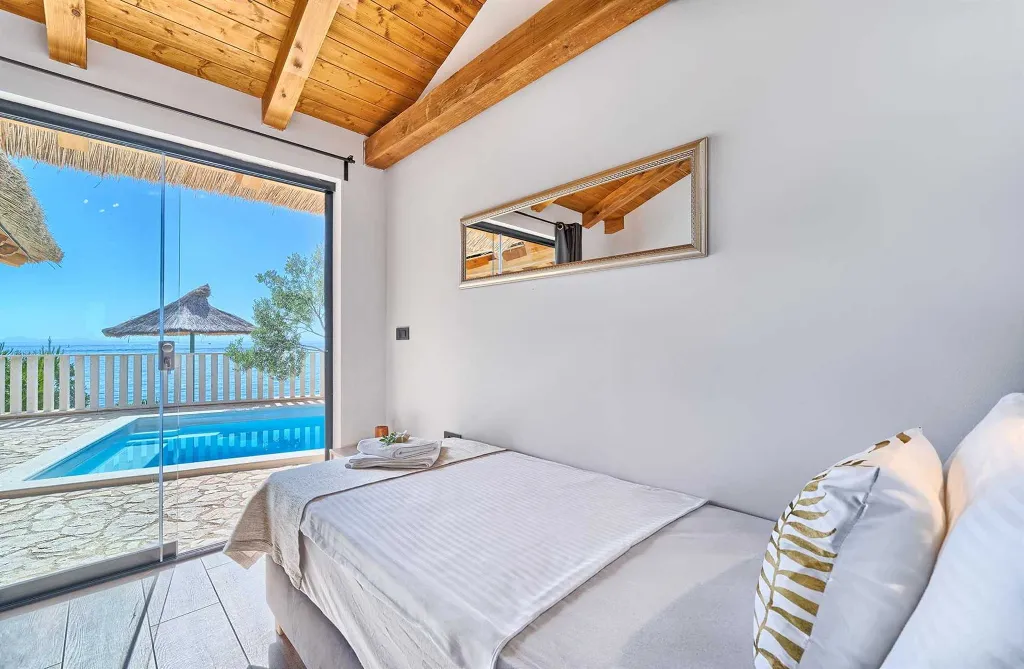 Seaside Villa with Private Pool in Murter