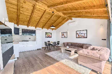 Seaside Villa with Private Pool in Murter