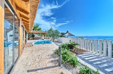 Seaside Villa with Private Pool in Murter