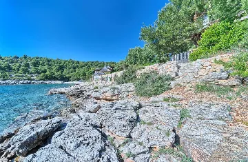 Seaside Treehouse Bungalow Escape Murter