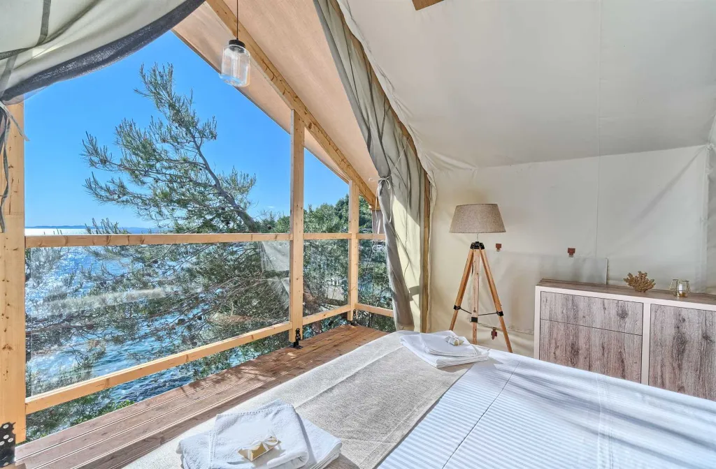 Seaside Treehouse Bungalow Escape Murter