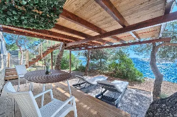 Seaside Treehouse Bungalow Escape Murter