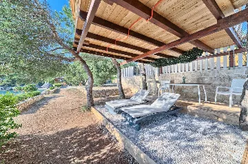 Seaside Treehouse Bungalow Escape Murter