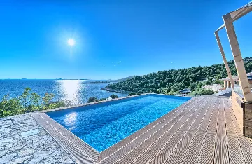 Private Pool Bungalow for Two in Murter