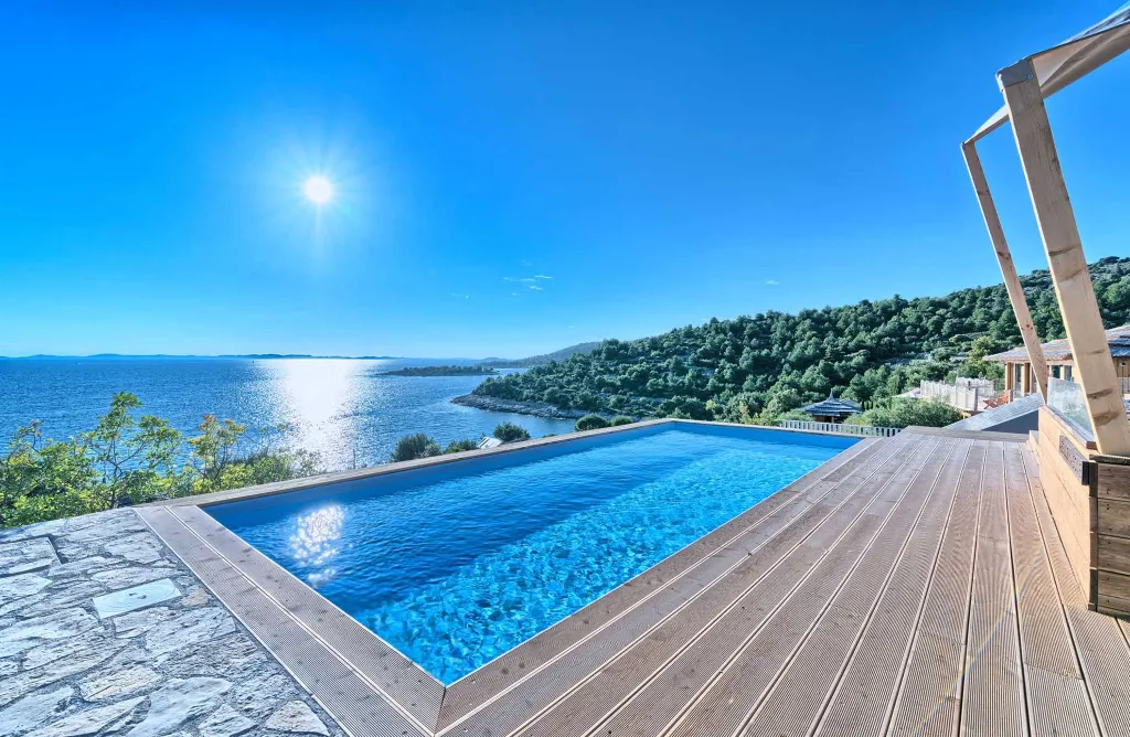 Private Pool Bungalow for Two in Murter