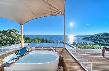 Private Pool Bungalow for Two in Murter