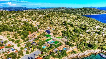 Private Pool Bungalow for Two in Murter