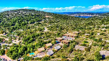 Beachside Bungalow Retreat in Murter