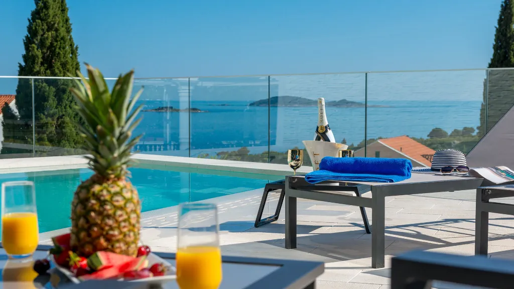 Contemporary Villa with Heated Pool in Mlini