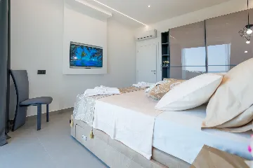 Contemporary Villa with Heated Pool in Mlini