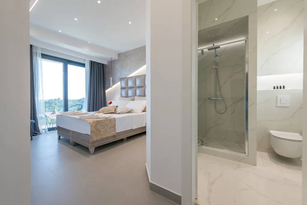 Contemporary Villa with Heated Pool in Mlini