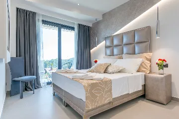 Contemporary Villa with Heated Pool in Mlini