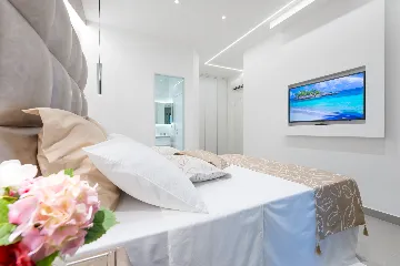 Contemporary Villa with Heated Pool in Mlini