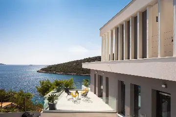 Contemporary Beachfront Villa with Pool, Marina