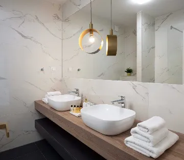 Contemporary Beachfront Villa with Pool, Marina