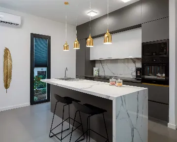 Contemporary Beachfront Villa with Pool, Marina