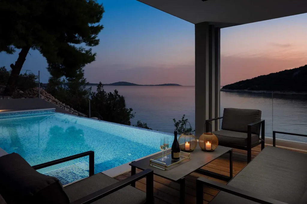 Contemporary Beachfront Villa with Pool, Marina