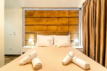 Seaside Family Villa with Pool in Korčula