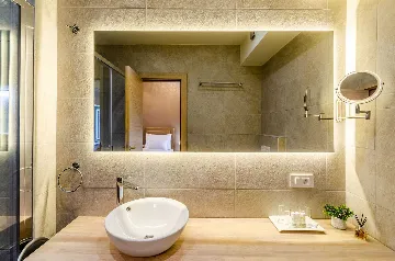 Seaside Family Villa with Pool in Korčula