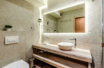 Seaside Family Villa with Pool in Korčula