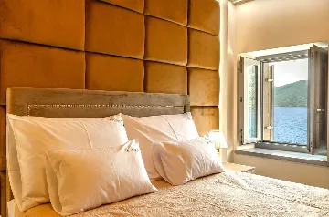 Seaside Family Villa with Pool in Korčula