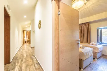 Seaside Family Villa with Pool in Korčula