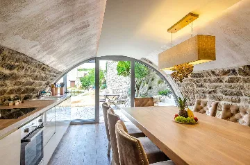 Seaside Family Villa with Pool in Korčula