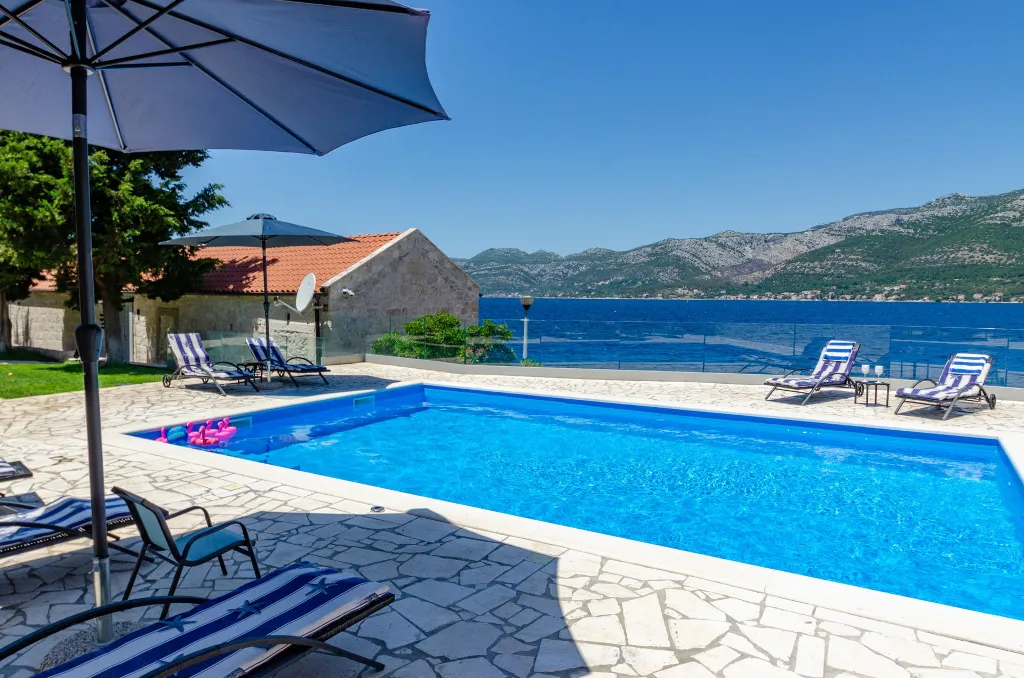 Seaside Family Villa with Pool in Korčula