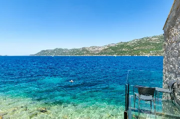 Seaside Family Villa with Pool in Korčula