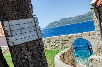 Seaside Family Villa with Pool in Korčula