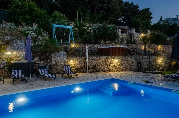 Seaside Family Villa with Pool in Korčula