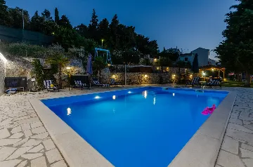 Seaside Family Villa with Pool in Korčula