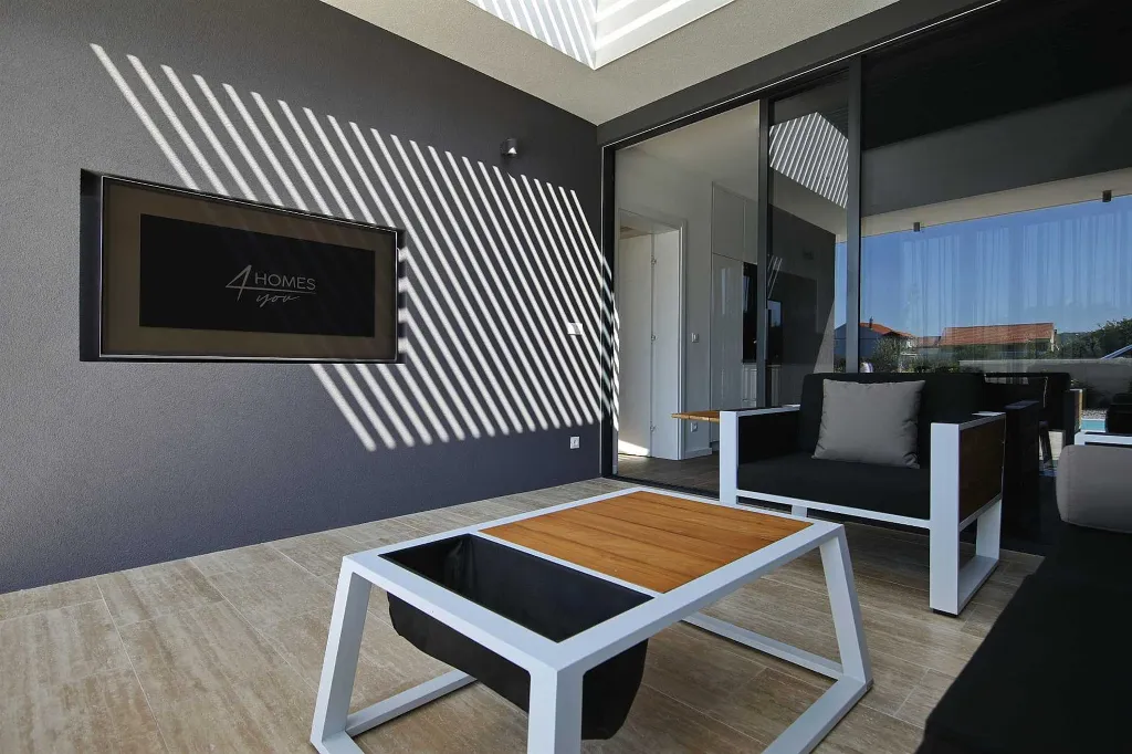 Modern Island Villa with Pool in Kraj