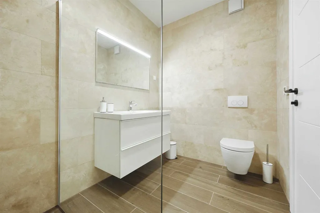 Modern Island Villa with Pool in Kraj