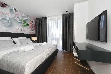 Modern Island Villa with Pool in Kraj