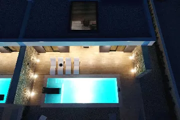Modern Ground-Floor Villa with Pool in Kraj