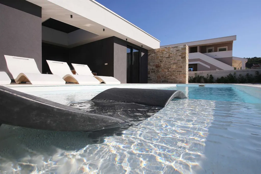 Family Pool Villas on Pasman Island