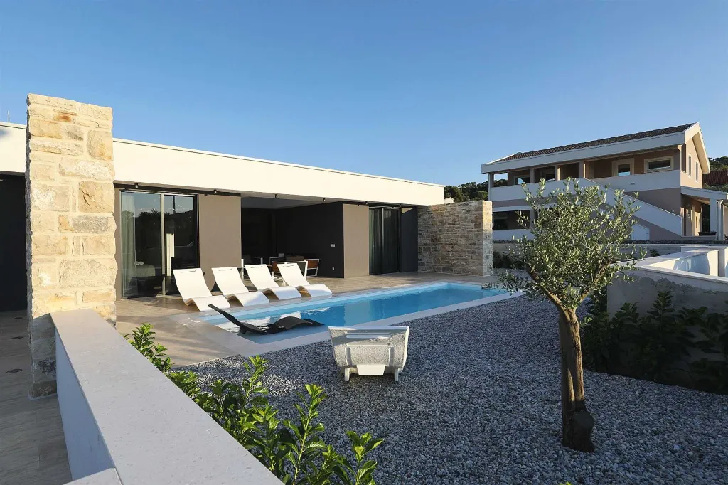 Family Pool Villas on Pasman Island