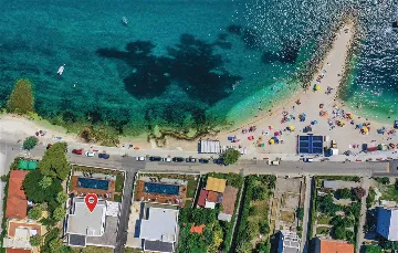 Modern Beachfront Villa with Heated Pool Kaštel Stari