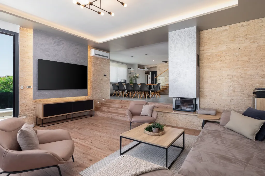 Spacious Villa Retreat With Pool in Pag
