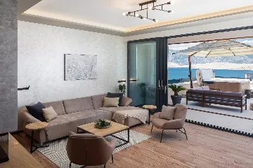 Spacious Villa Retreat With Pool in Pag