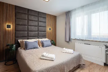 Spacious Villa Retreat With Pool in Pag