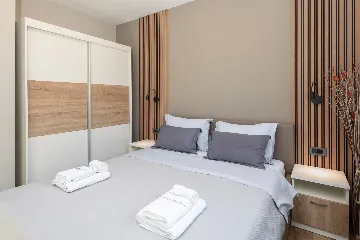 Spacious Villa Retreat With Pool in Pag