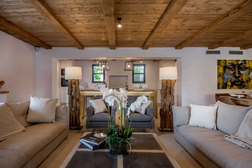 Modern 4-Bedroom Seaside Villa Žrnovo with Pool